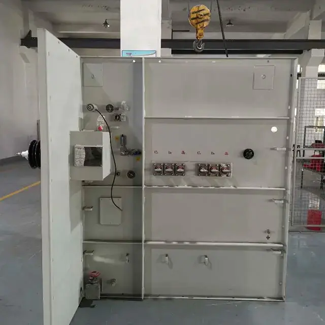 ¿Es un transformador fotovoltaico de 1600 kVA adecuado para granjas solares a gran escala?